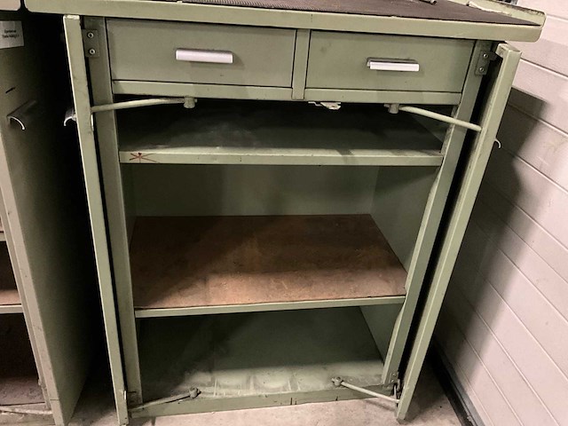 Widenhorn werkplaatskast met werkblad (2x) - afbeelding 3 van  6