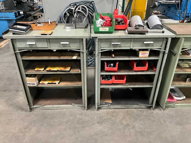 Widenhorn werkplaatskast met werkblad (2x) - afbeelding 1 van  6