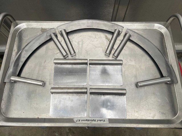 Wiegemes & deegsnijder (7x) - afbeelding 1 van  1