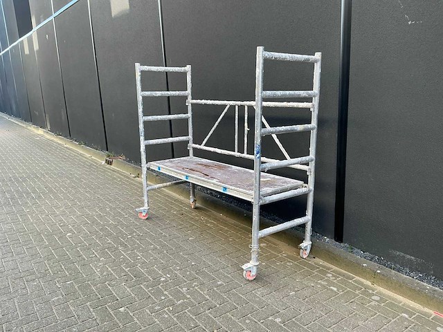 Wiegerinck - steiger 72x196,5x182,5 cm - afbeelding 1 van  14