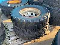 Wiel 315/80r22.5 (2x) - afbeelding 1 van  4