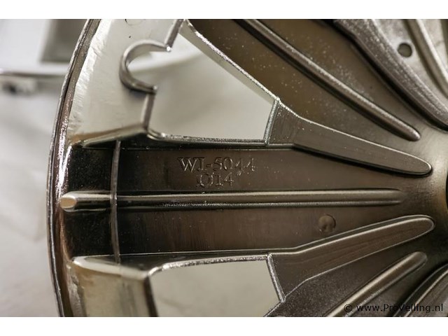 Wieldoppen - 14 inch - afbeelding 2 van  2
