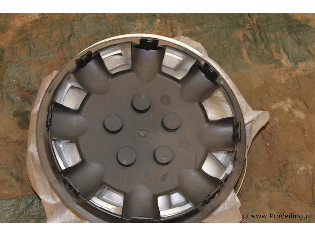 Wieldoppen 14inch - set van 4 stuks - nieuw - afbeelding 2 van  2