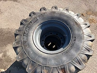 Wielen set banden graafmachine - afbeelding 10 van  10