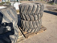 Wielen set graafmachine - afbeelding 10 van  14