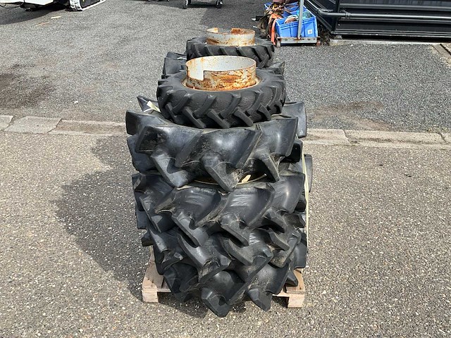 Wielenset t.b.v. minitractor - afbeelding 4 van  9