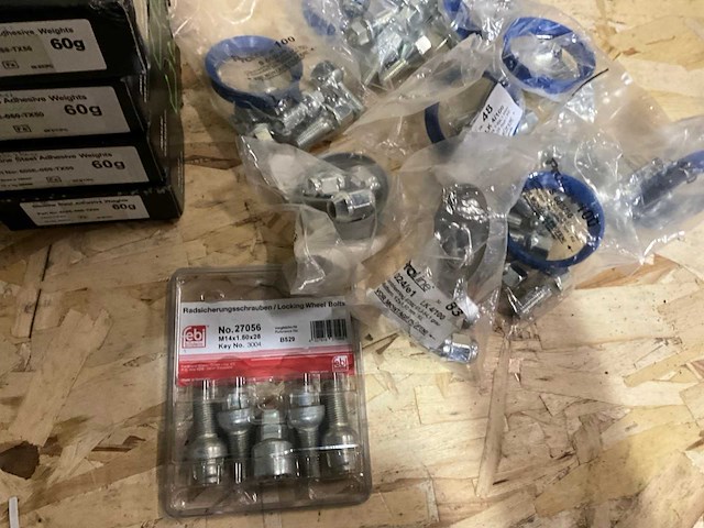 Wielgewichten en wielbouten - afbeelding 3 van  4