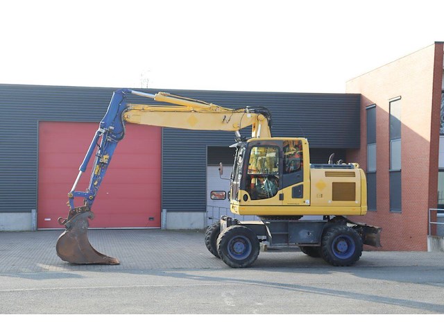 Wielgraafmachine komatsu pw160-10 diesel 110kw 2018 - afbeelding 1 van  1