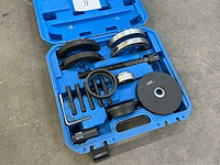 Wiellagertrekker set - afbeelding 1 van  3