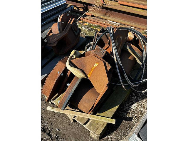 Wielstel met hydro aandrijving - afbeelding 1 van  2