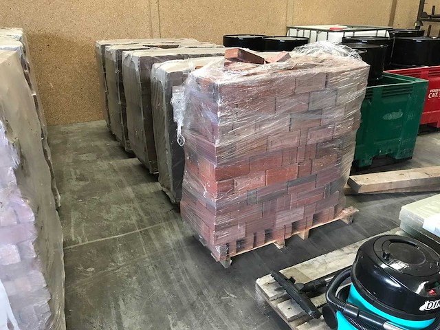 Wienerberger - passiebloem ws wf - metselstenen - metselstenen wienerberger (4x) - afbeelding 1 van  5