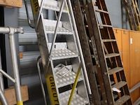 Wienese dakladder - 8 sporten - afbeelding 1 van  7