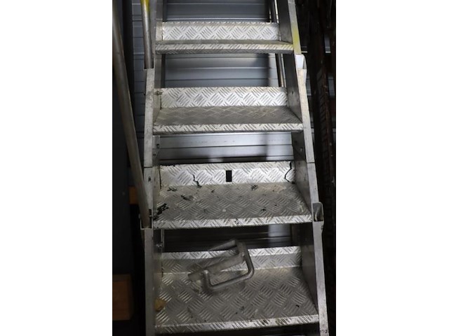 Wienese dakladder - 8 sporten - afbeelding 6 van  7