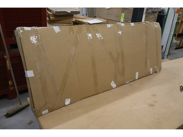 Wiesbaden - elara - showroommodel - elektrische designradiator / handdoekradiator - afbeelding 9 van  10