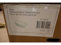 Wiesbaden - ellips - vrijstaand ligbad - afbeelding 8 van  8
