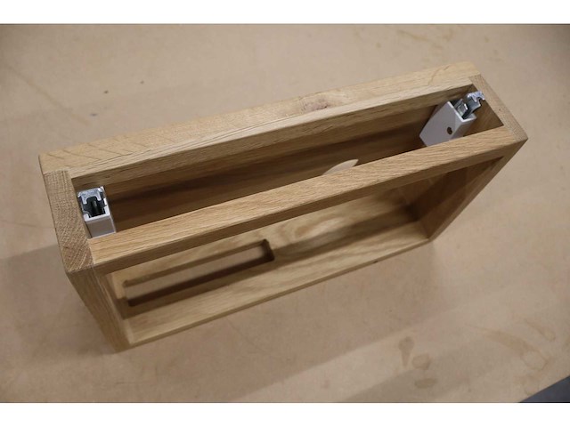 Wiesbaden - oak - fonteinplank / planchet voor opzetfontein - afbeelding 3 van  3