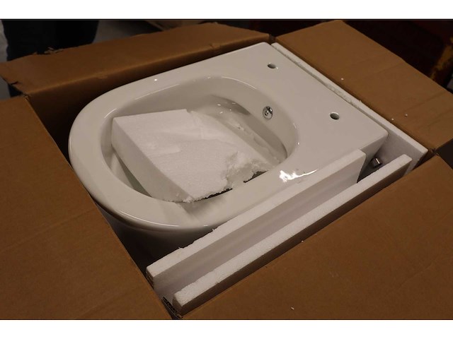 Wiesbaden - vesta - showroommodel - hangtoilet incl. bidet - afbeelding 4 van  5