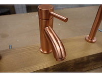 Wiesbaden - wastafelkranen showroom - afbeelding 3 van  5