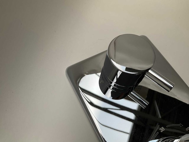 Wiesbaden caral inbouwthermostaat douche chroom afbouwdeel - afbeelding 7 van  8