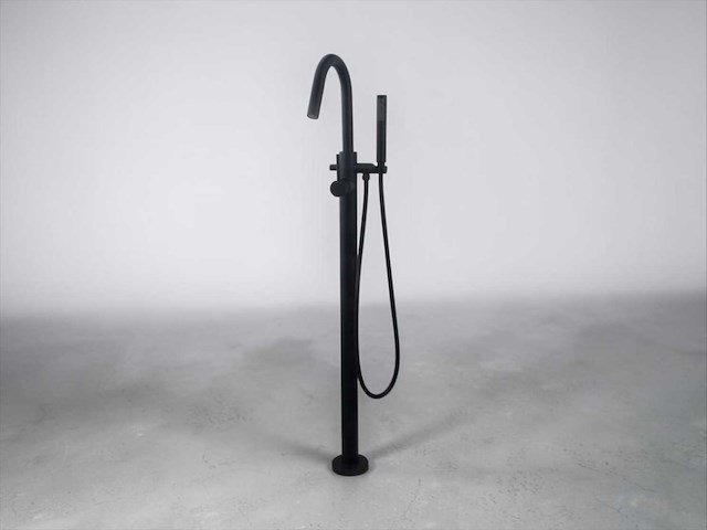 Wiesbaden caral vrijstaande badkraan mat zwart 29.2932 - afbeelding 2 van  2