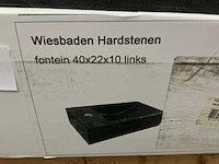 Wiesbaden hardsteen fontein links - afbeelding 3 van  3