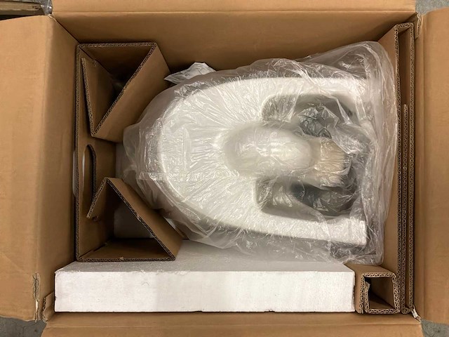 Wiesbaden vesta toilet zonder bril - afbeelding 3 van  3