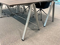Wiesner hager yuno conferentietafels met stoelen - afbeelding 4 van  8