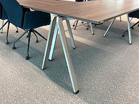 Wiesner hager yuno conferentietafels met stoelen - afbeelding 4 van  9