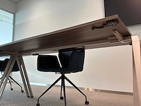 Wiesner hager yuno conferentietafels met stoelen - afbeelding 4 van  6