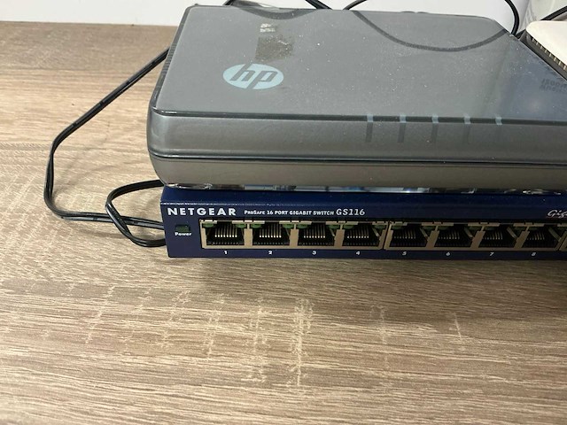 Wifi, router & switch - afbeelding 3 van  6