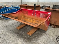 Wifo schepbak op vorken