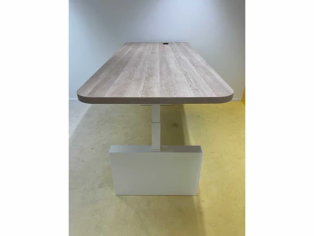 Wigvormig elektrisch zit-sta bureau 266x112 - afbeelding 5 van  14
