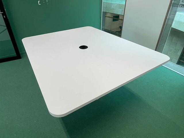 Wigvormige vergadertafel 180x160 - afbeelding 3 van  7