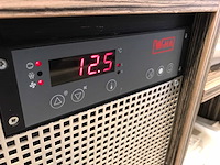 Wiha toonbank met koelvitrines - afbeelding 2 van  14