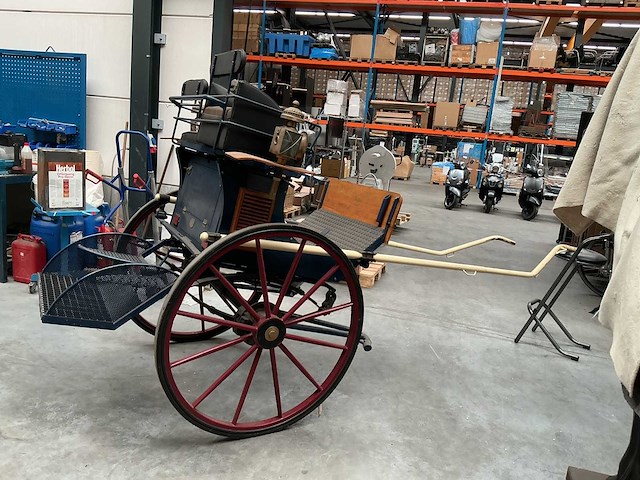 Wijkmans vintage rijtuig - afbeelding 4 van  8