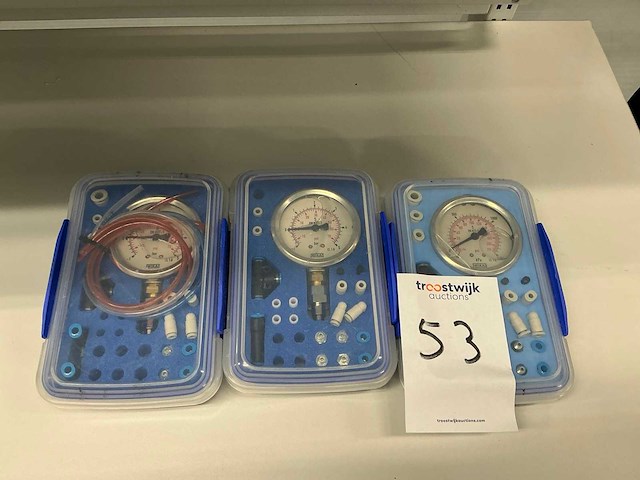 Wika gevulde drukmeter en837-1 5 bar/vacuum (3x) - afbeelding 1 van  4