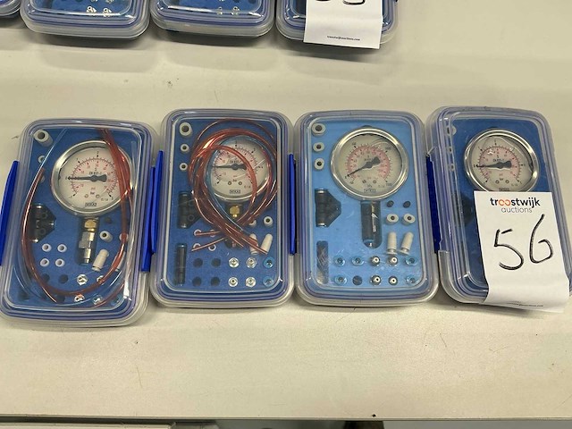 Wika gevulde drukmeter en837-1 5 bar/vacuum (4x) - afbeelding 1 van  4