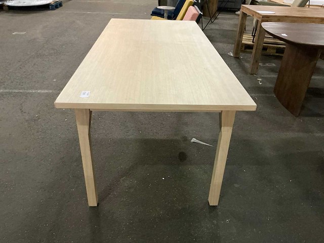 Wilan eetkamertafel - afbeelding 2 van  3