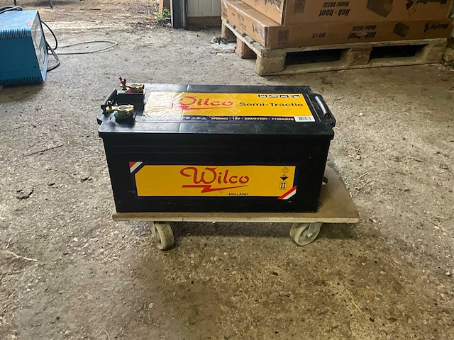 Wilco semi-tractie 12v-230ah-1150a accu - afbeelding 2 van  5