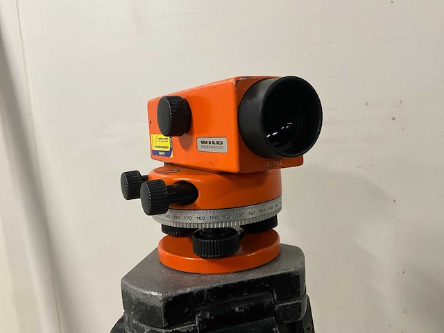 Wild nk1 waterpasinstrument / kijker met meetlat - afbeelding 4 van  7