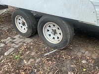 Wilderness caravan - afbeelding 5 van  10