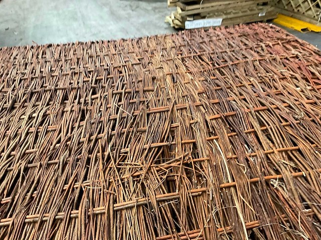 Wilgenteen tuinscherm "stingray" - 180x180 cm (4x) - afbeelding 9 van  9