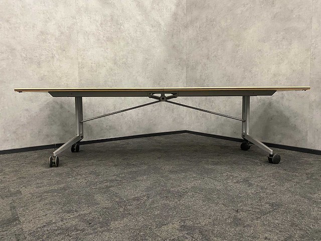 Wilkahn/ connection - verrijdbare nestelbare 8p conferentieset - afbeelding 25 van  31