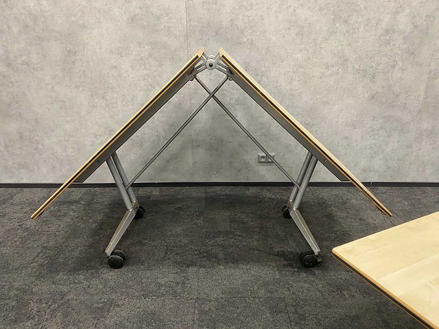 Wilkahn/ connection - verrijdbare nestelbare 8p conferentieset - afbeelding 14 van  31