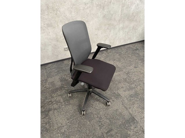 Wilkahn trimension 2022 - ergonomische bureaustoel - afbeelding 11 van  16