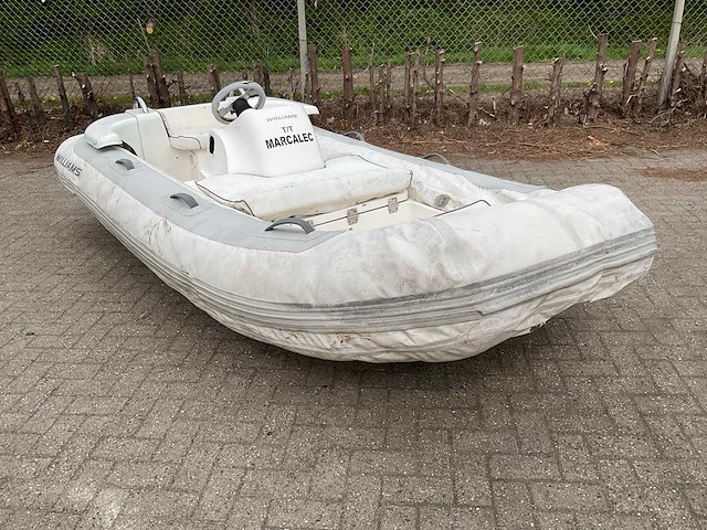 Williams turbojet tender speedboot - afbeelding 1 van  16