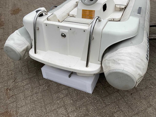 Williams turbojet tender speedboot - afbeelding 14 van  16
