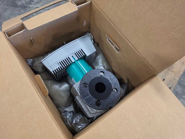 Wilo - stratos 40 / 1-12 - waterpomp - afbeelding 2 van  5