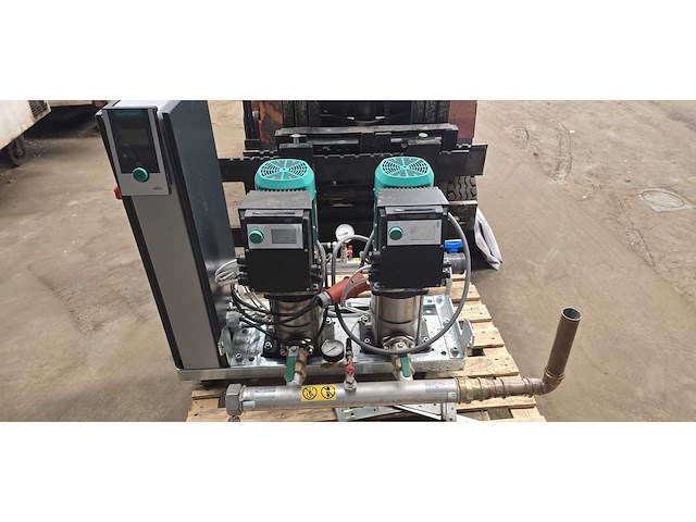 Wilo cor helix drukverhogingsinstallatie pompunit - afbeelding 1 van  11