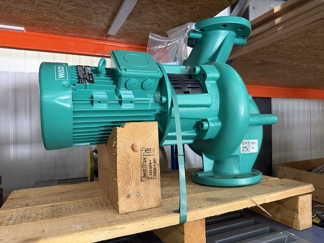 Wilo electro motorpomp ie2, wilo, ie2, groen, 2011 - afbeelding 1 van  2